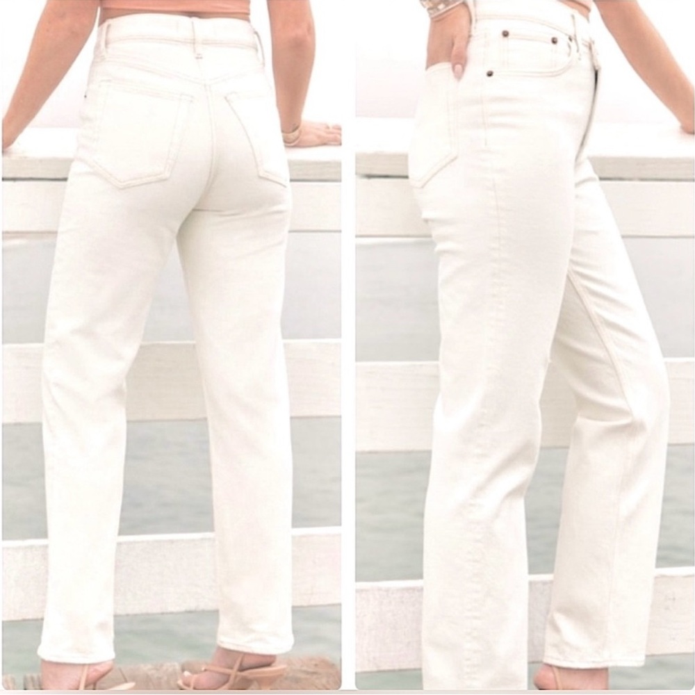 Abercrombie 90s Straight Ultra High Rise Jeans